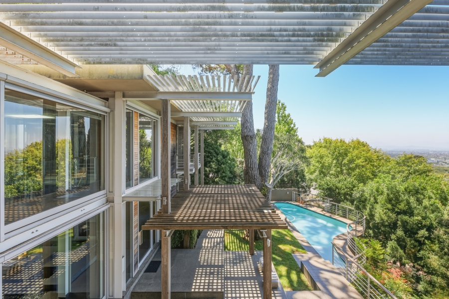 7 Bedroom Property for Sale in Newlands Western Cape